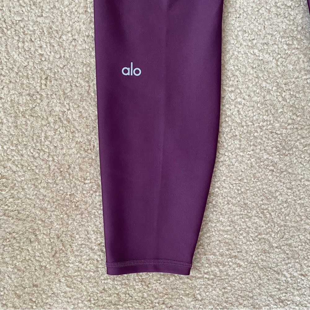 ALO Yoga Airbrush 7/8 Leggings - Picture 2 of 4